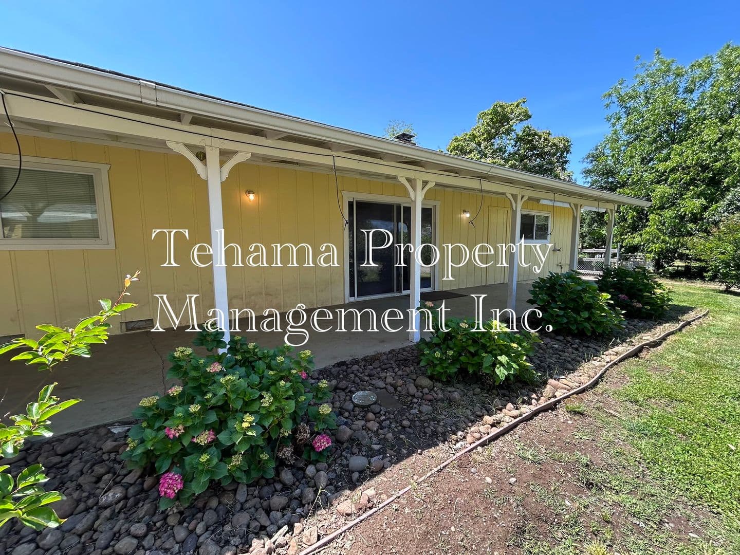Los Molinos House: 25070 Tehama Vina Rd