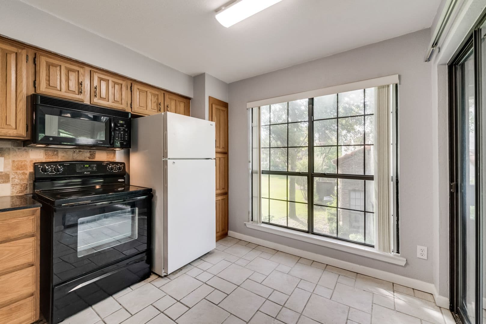 Richardson Condo: 336 Melrose Drive