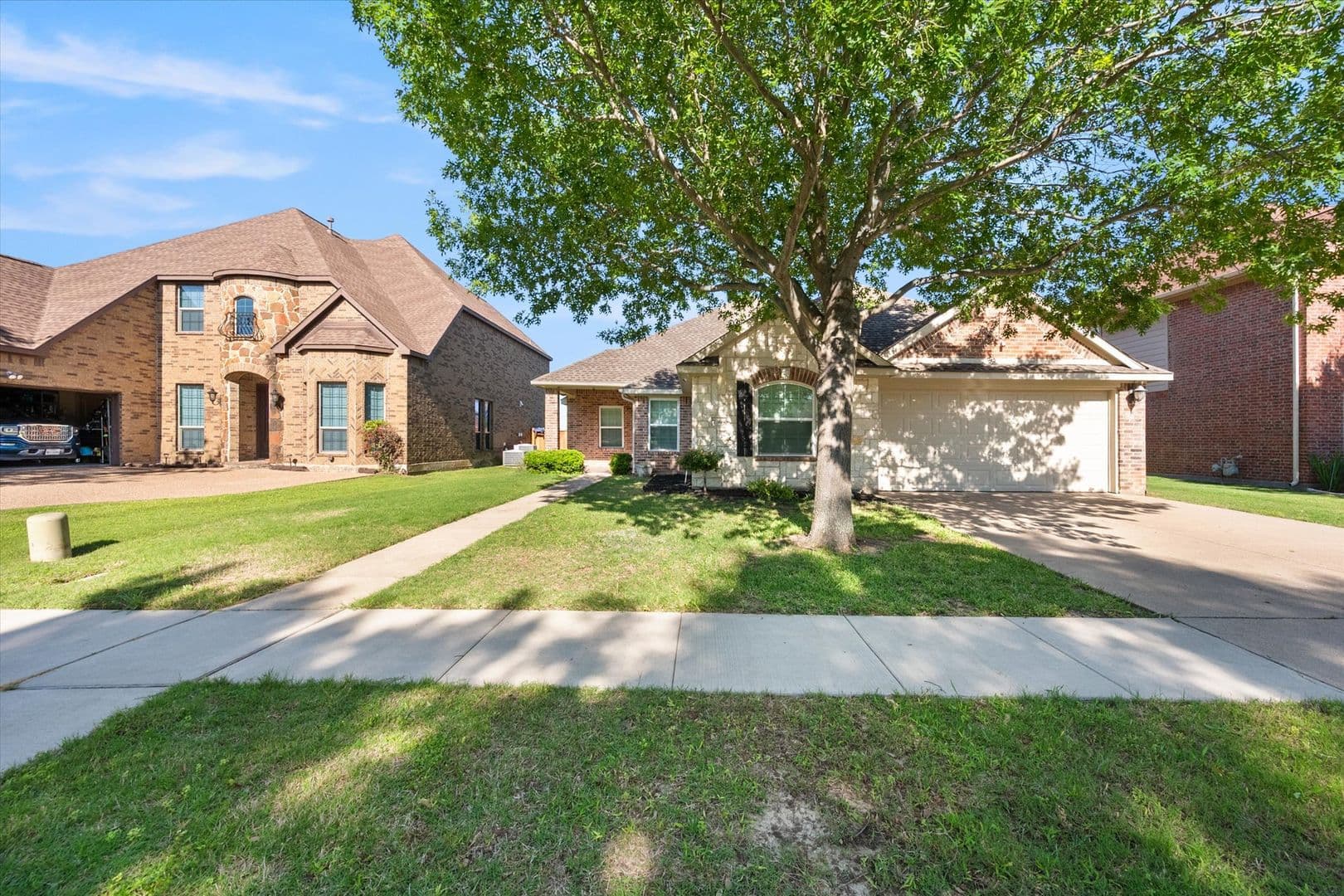 Grand Prairie House: 7363 Estela