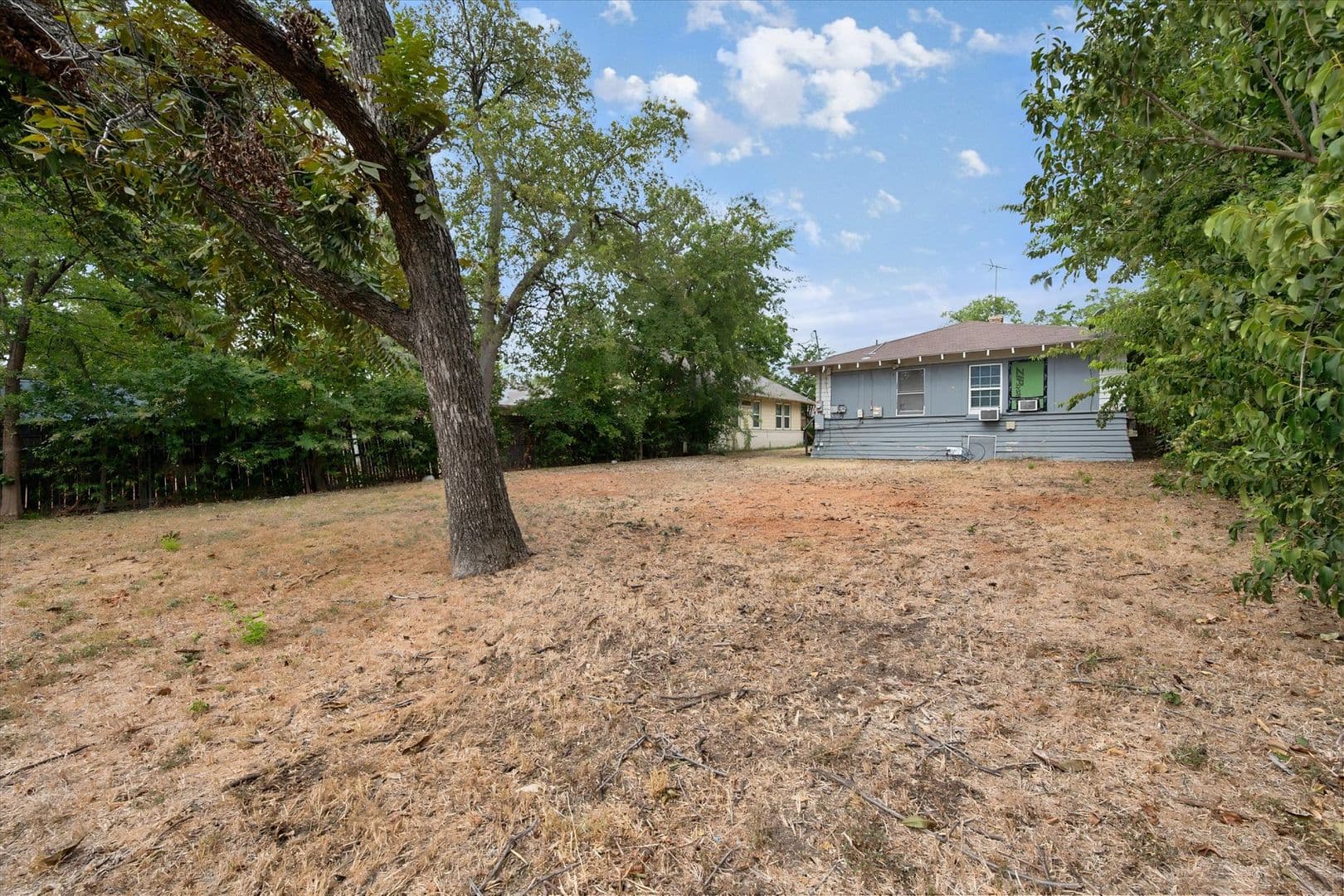 Fort Worth Apartment: 3715 Travis Avenue