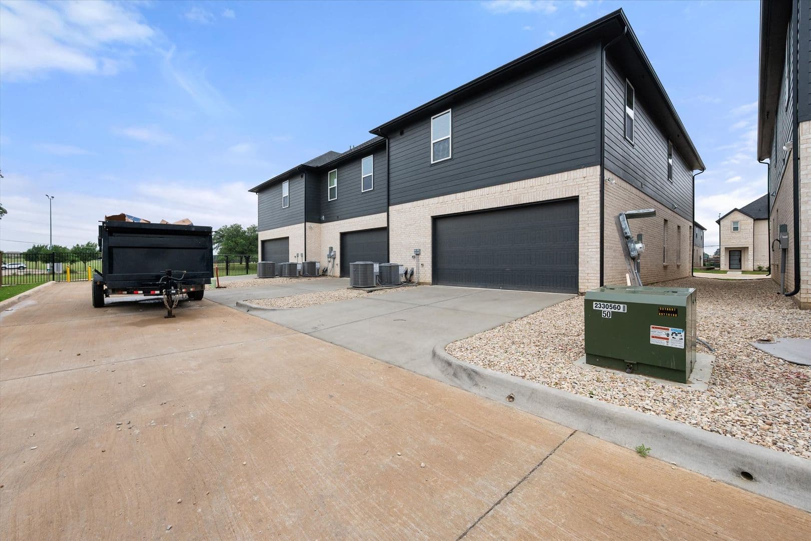 Arlington House: 2333 Spring Park Blvd