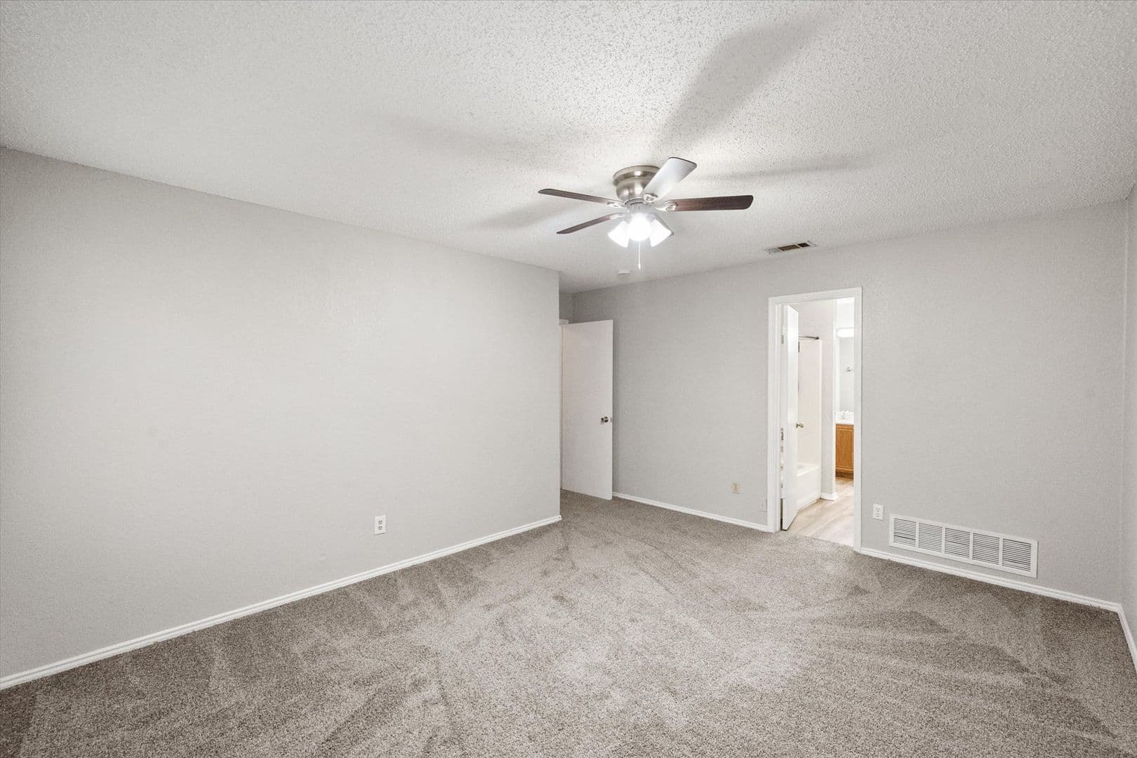 Mansfield House: 1217 Hidden Creek Dr