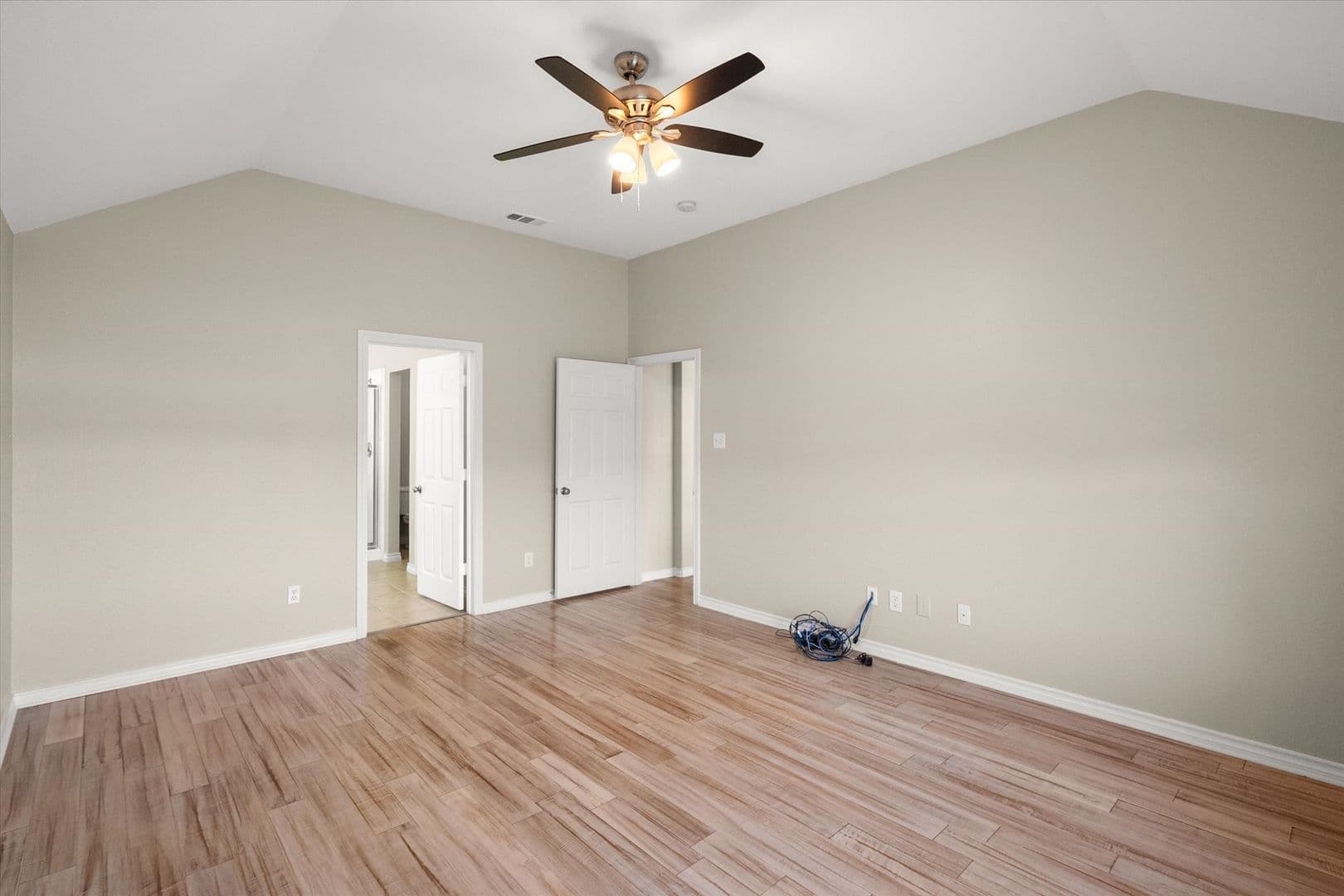 Grand Prairie House: 7363 Estela