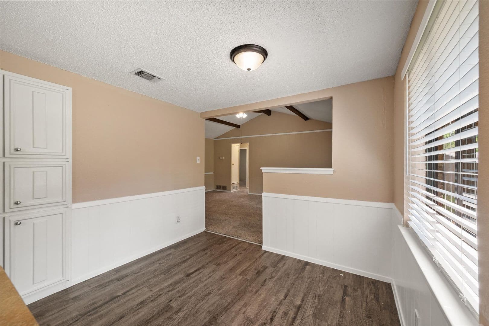 Mansfield House: 823 Quail Ter