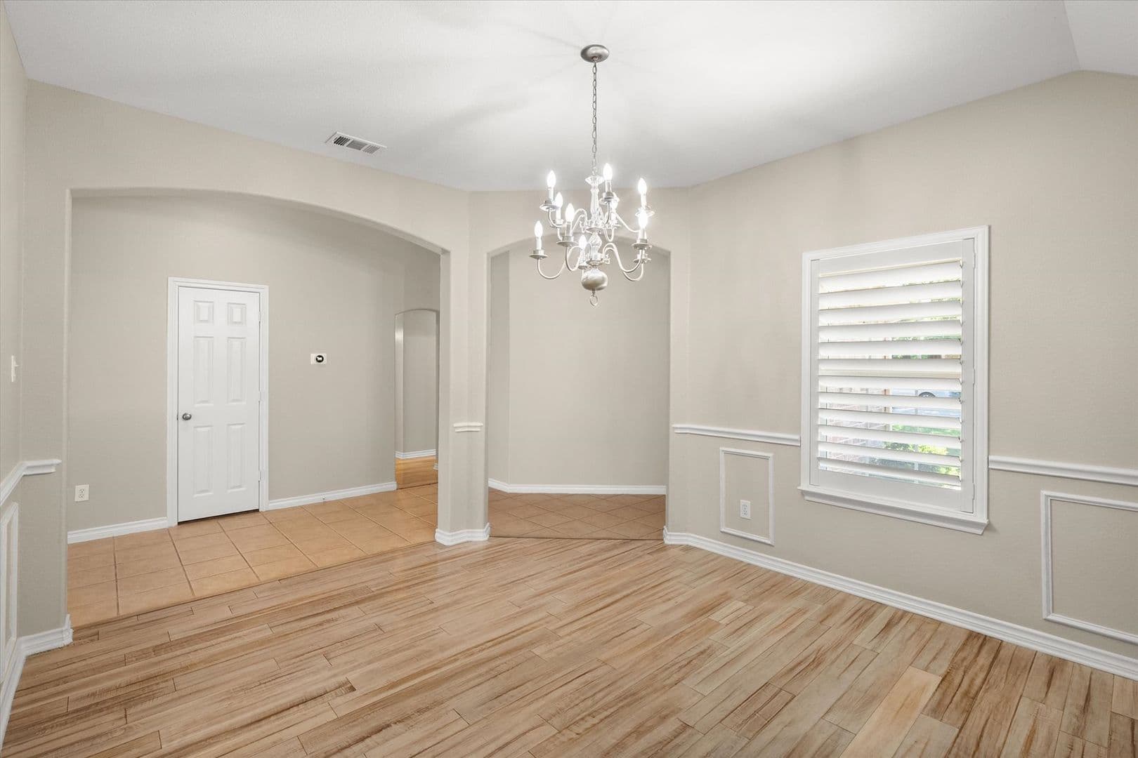 Grand Prairie House: 7363 Estela