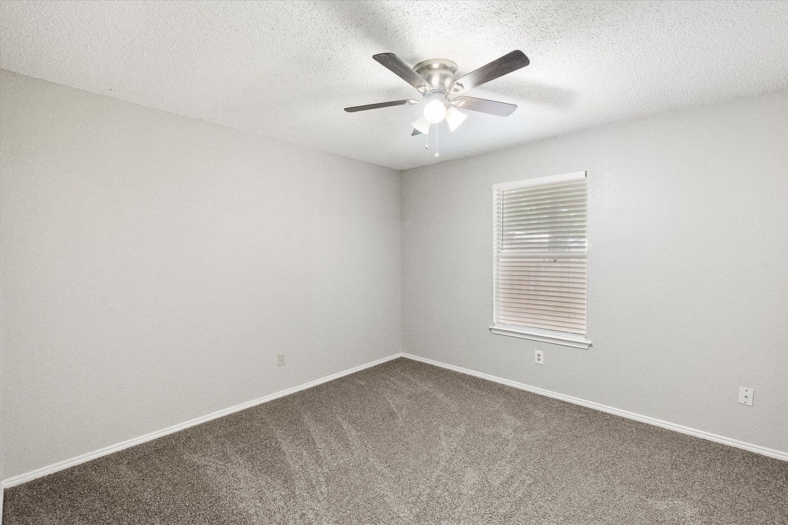Mansfield House: 1217 Hidden Creek Dr