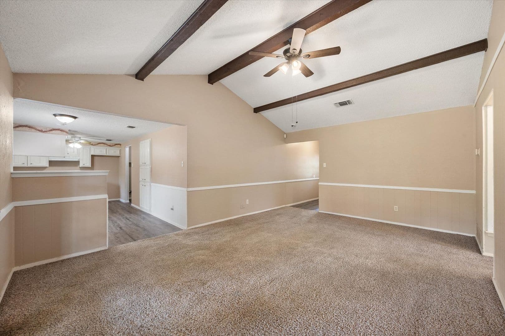 Mansfield House: 823 Quail Ter