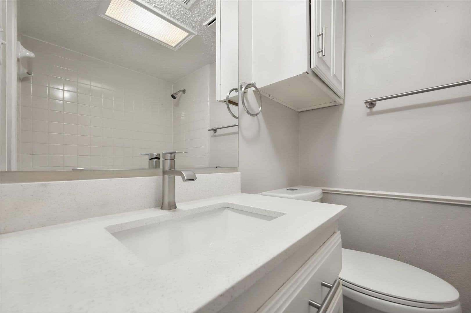 Mansfield Apartment: 311 Kings Way Drive