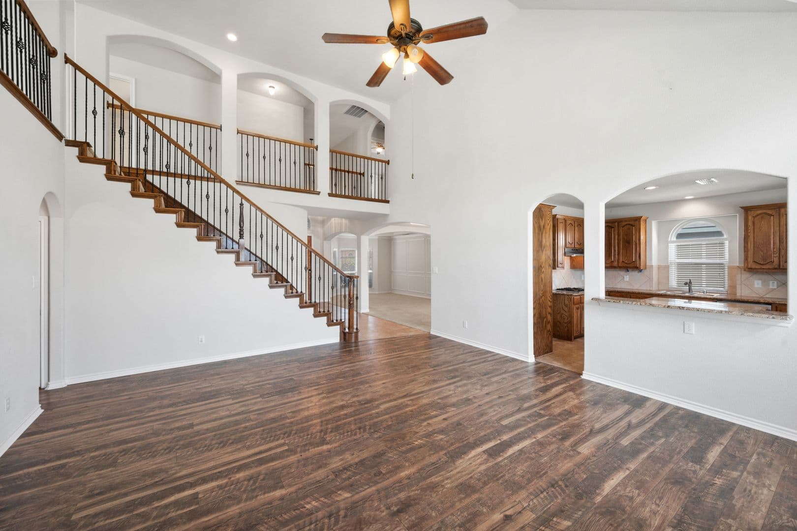 Mansfield House: 121 Monticello Dr