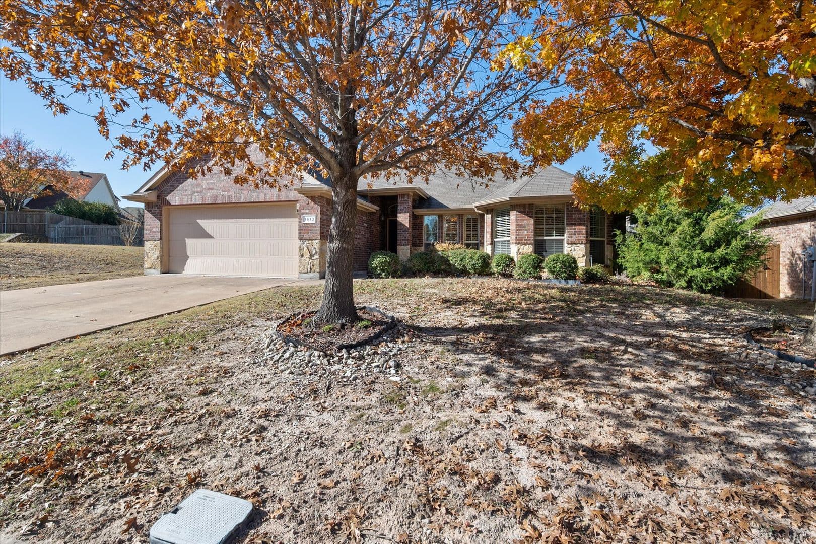 Midlothian House: 1613 Country Hills Dr