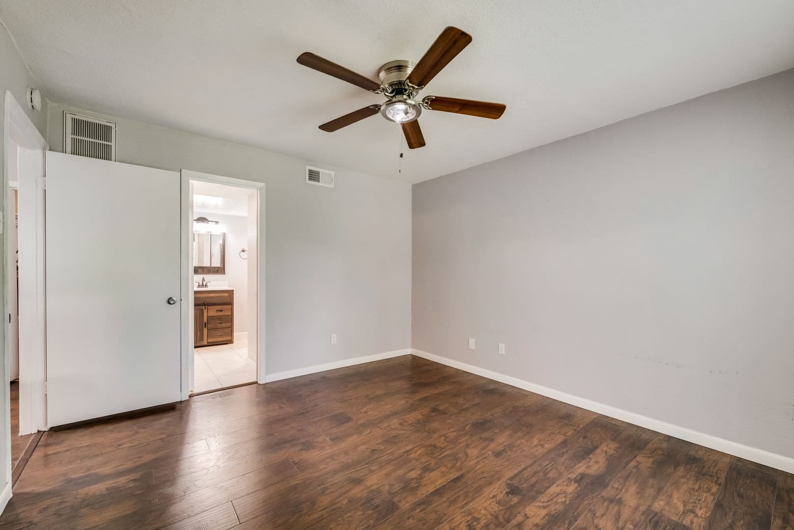 Richardson Condo: 336 Melrose Drive