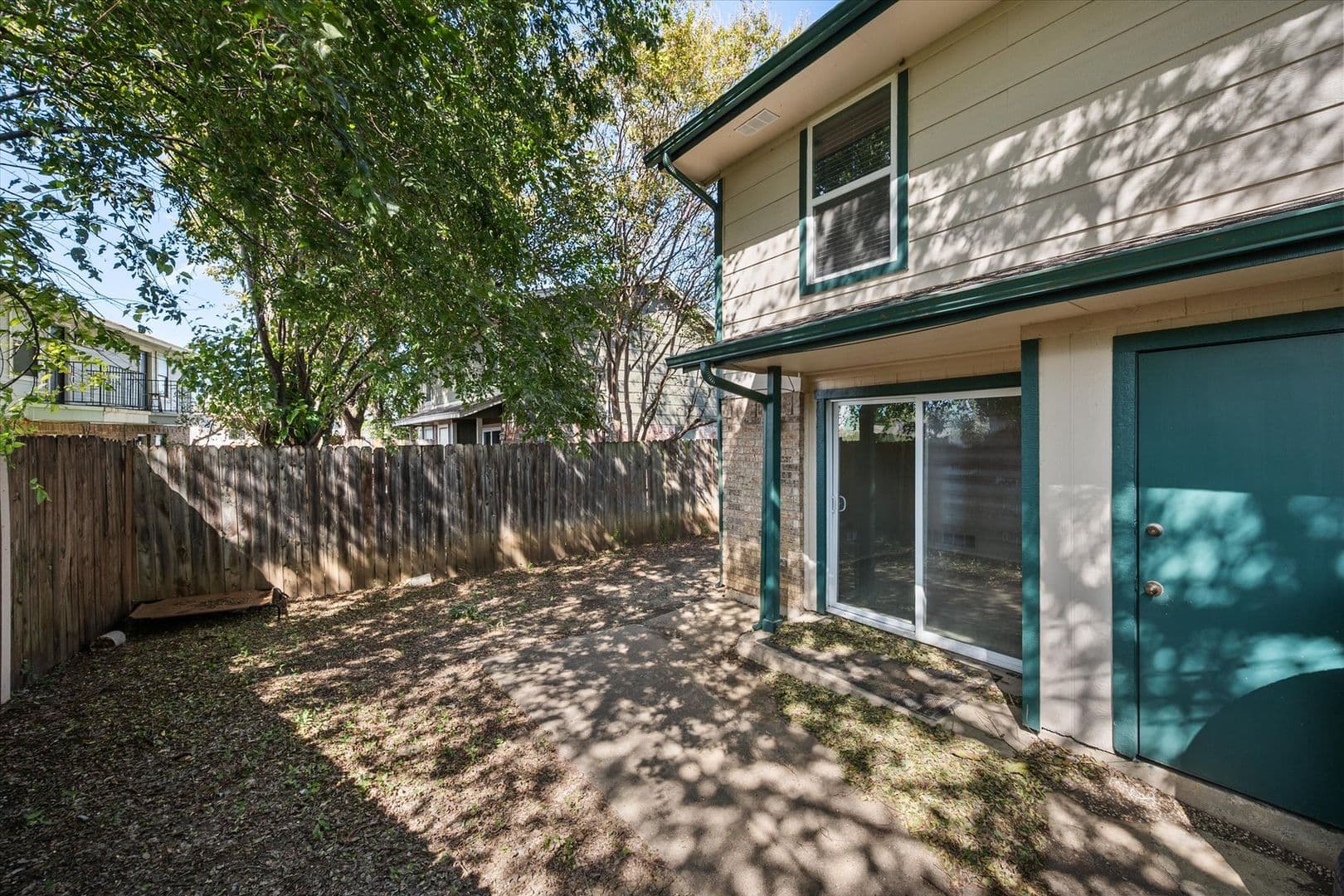 Mansfield Apartment: 311 Kings Way Drive