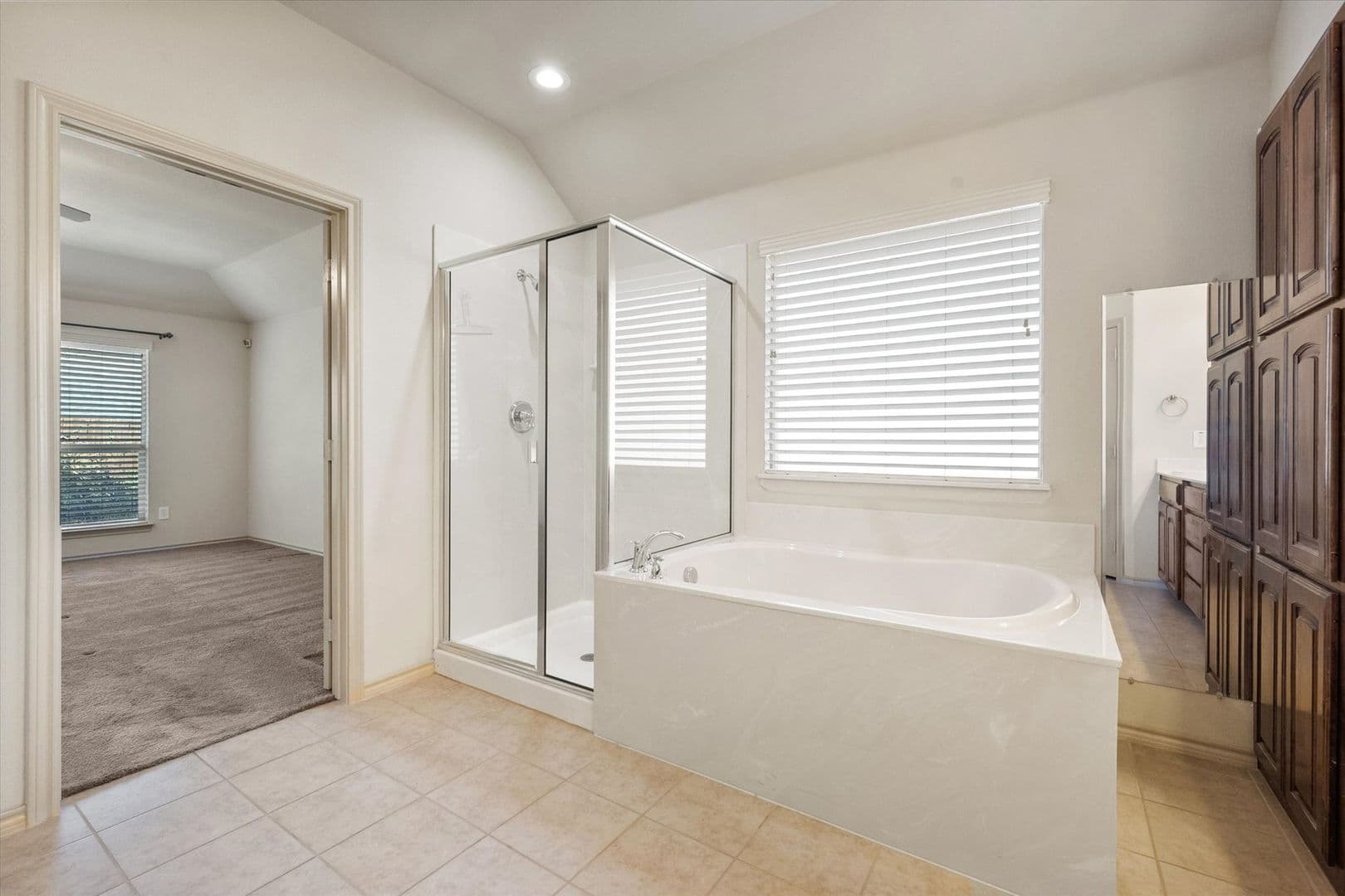 Midlothian House: 1613 Country Hills Dr