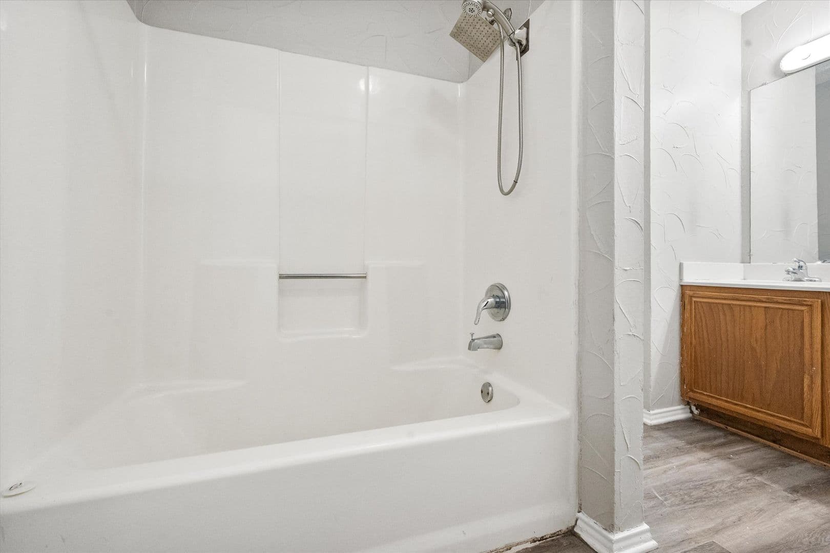 Mansfield House: 1217 Hidden Creek Dr