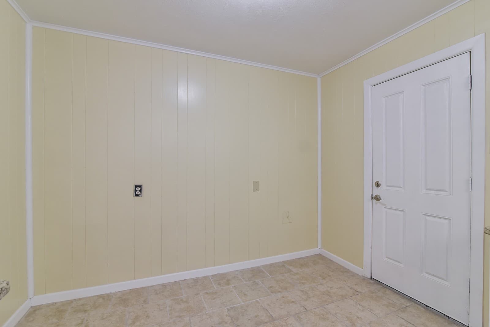 Fort Worth House: 7233 Overhill Rd