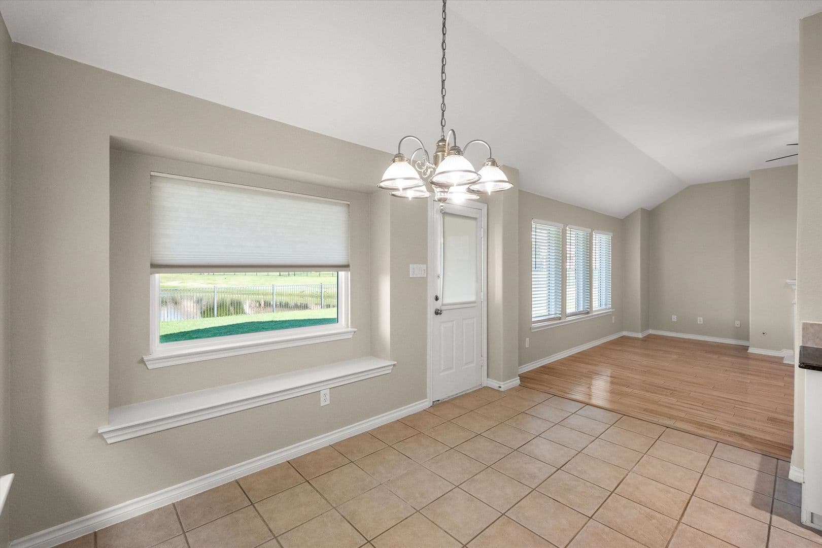 Grand Prairie House: 7363 Estela