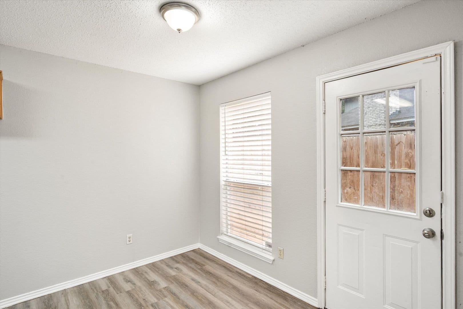Mansfield House: 1217 Hidden Creek Dr