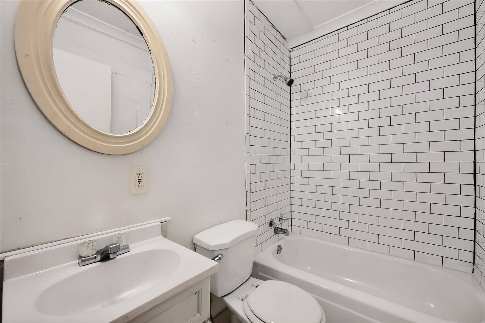 Fort Worth Apartment: 3715 Travis Avenue