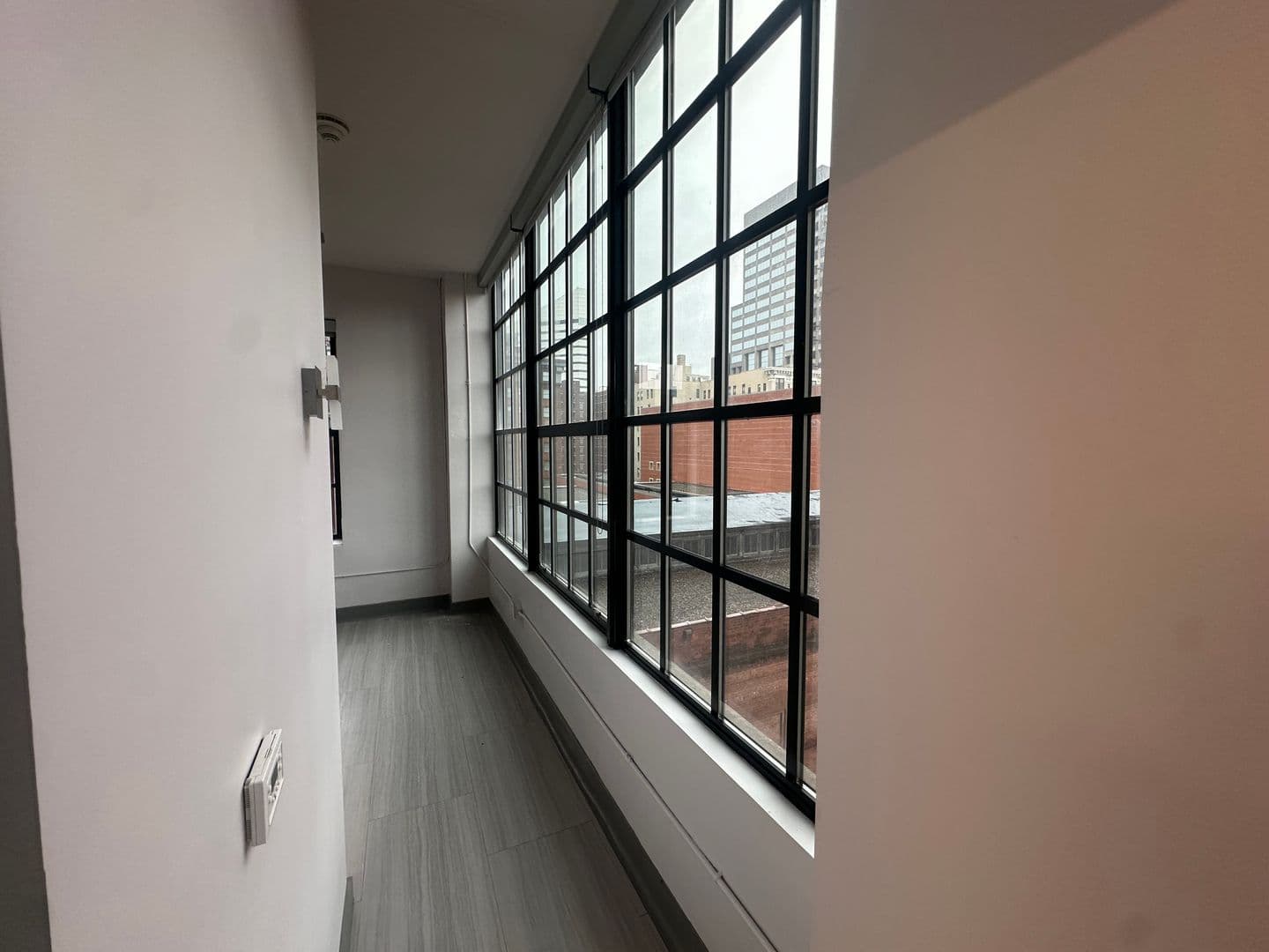 Cincinnati Apartment: 126 E 6th St