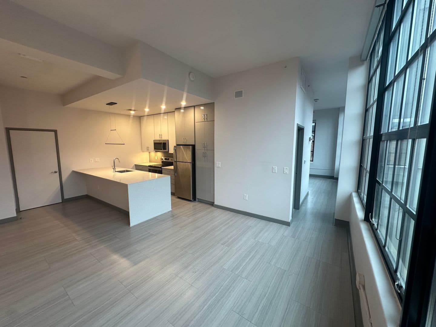 Cincinnati Apartment: 126 E 6th St