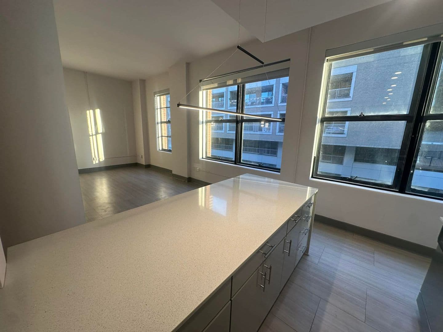 Cincinnati Apartment: 126 E 6th St