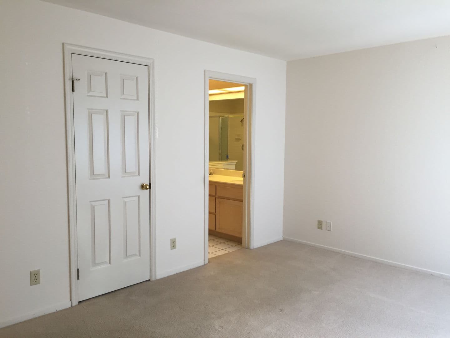 Hayward House: 21103 Gary Drive