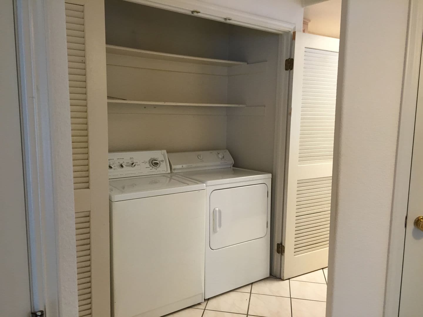 Hayward House: 21103 Gary Drive