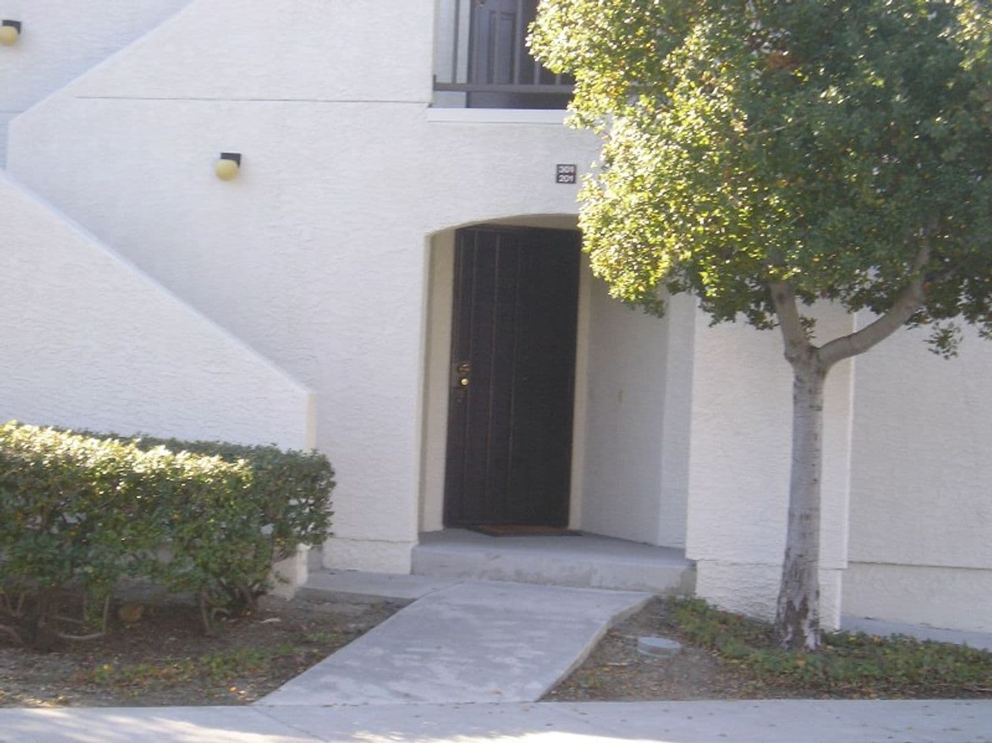 Hayward House: 21103 Gary Drive