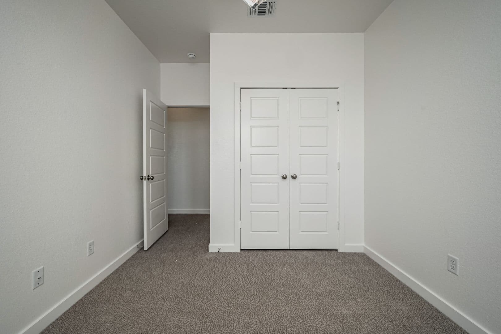 Temple House: 8468 Adelaide Dr