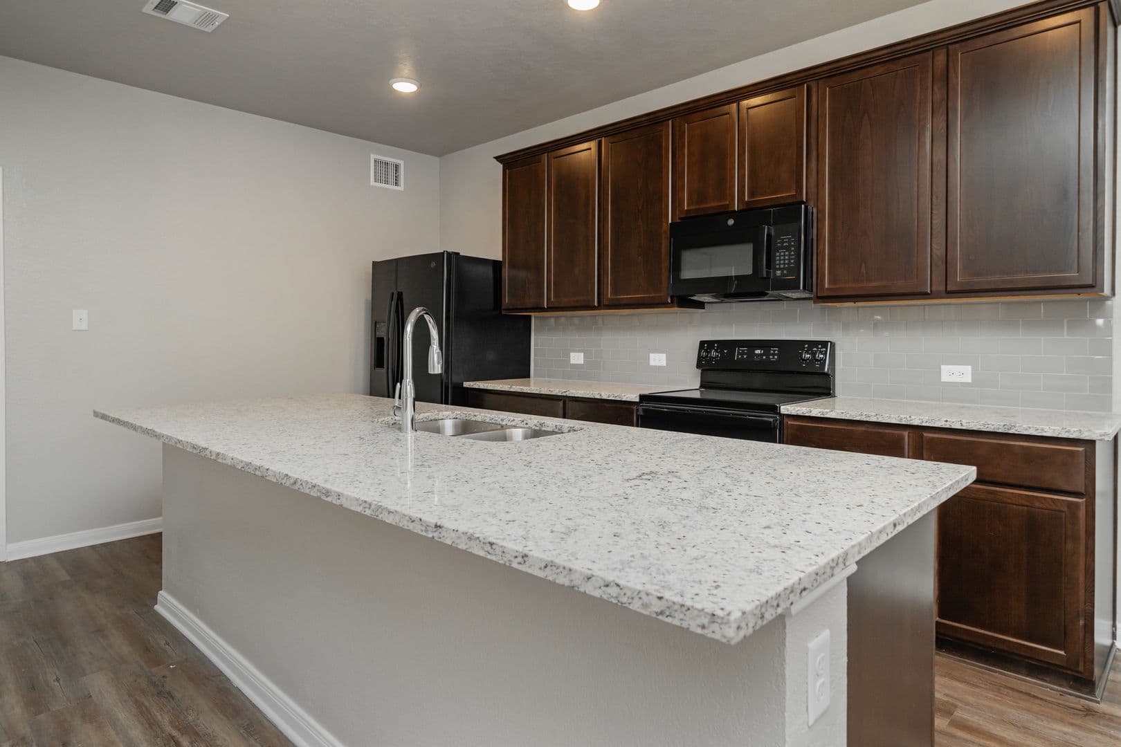 Bryan Townhome: 4089 Cross Park Drive - 512
