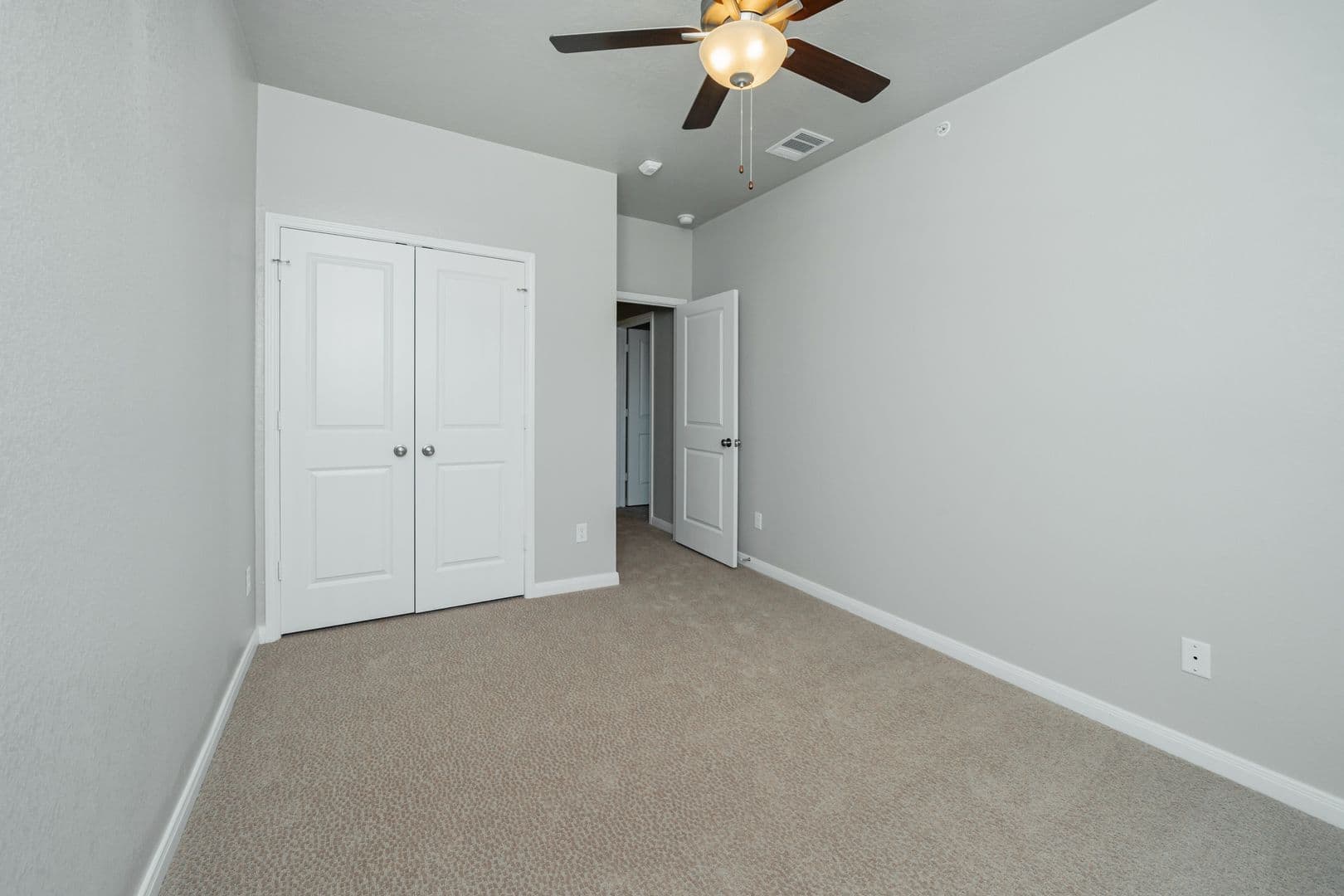 Bryan Townhome: 4089 Cross Park Drive - 512
