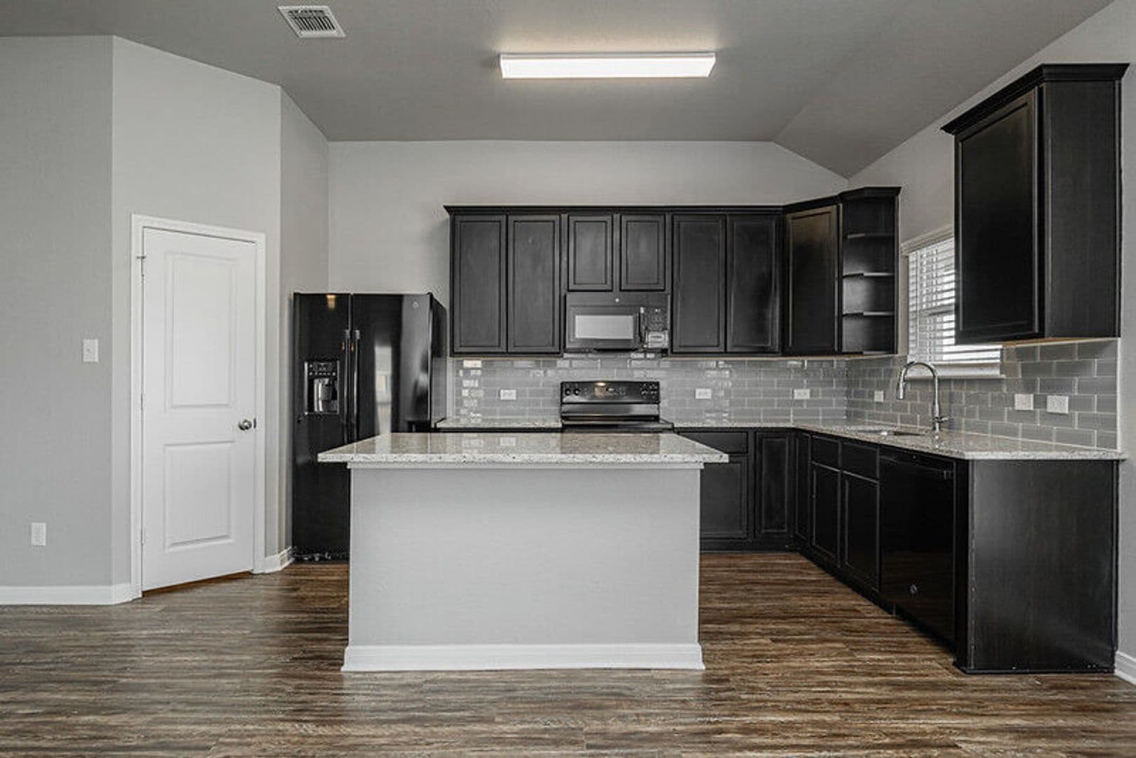 Bryan House: 1362 Kingsgate Drive