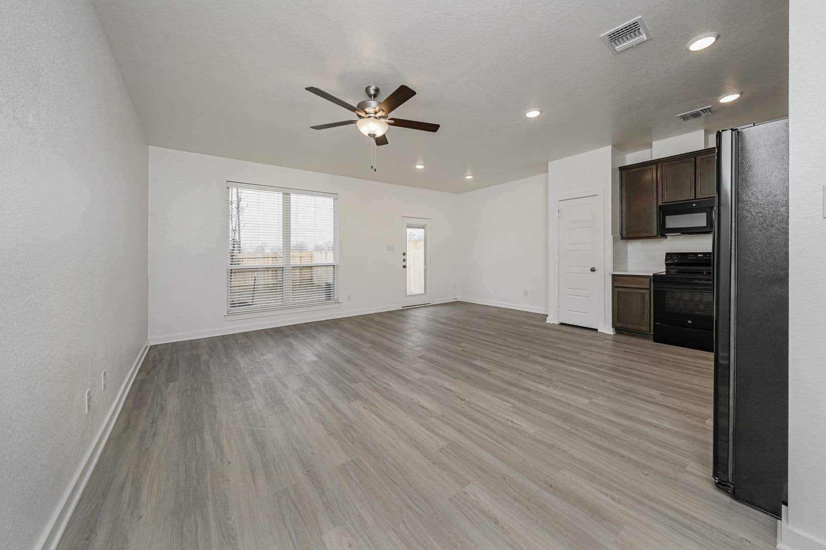 Temple House: 8467 Adelaide Dr