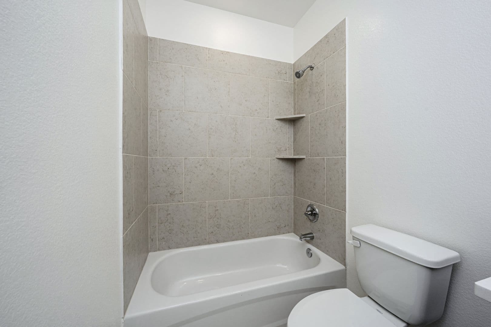 Temple Townhome: 8461 Adelaide Dr