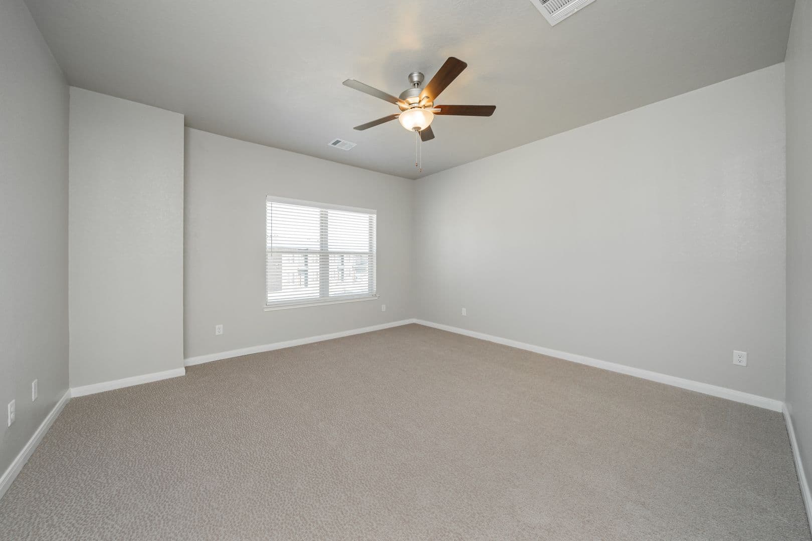 Bryan Townhome: 4089 Cross Park Drive - 512