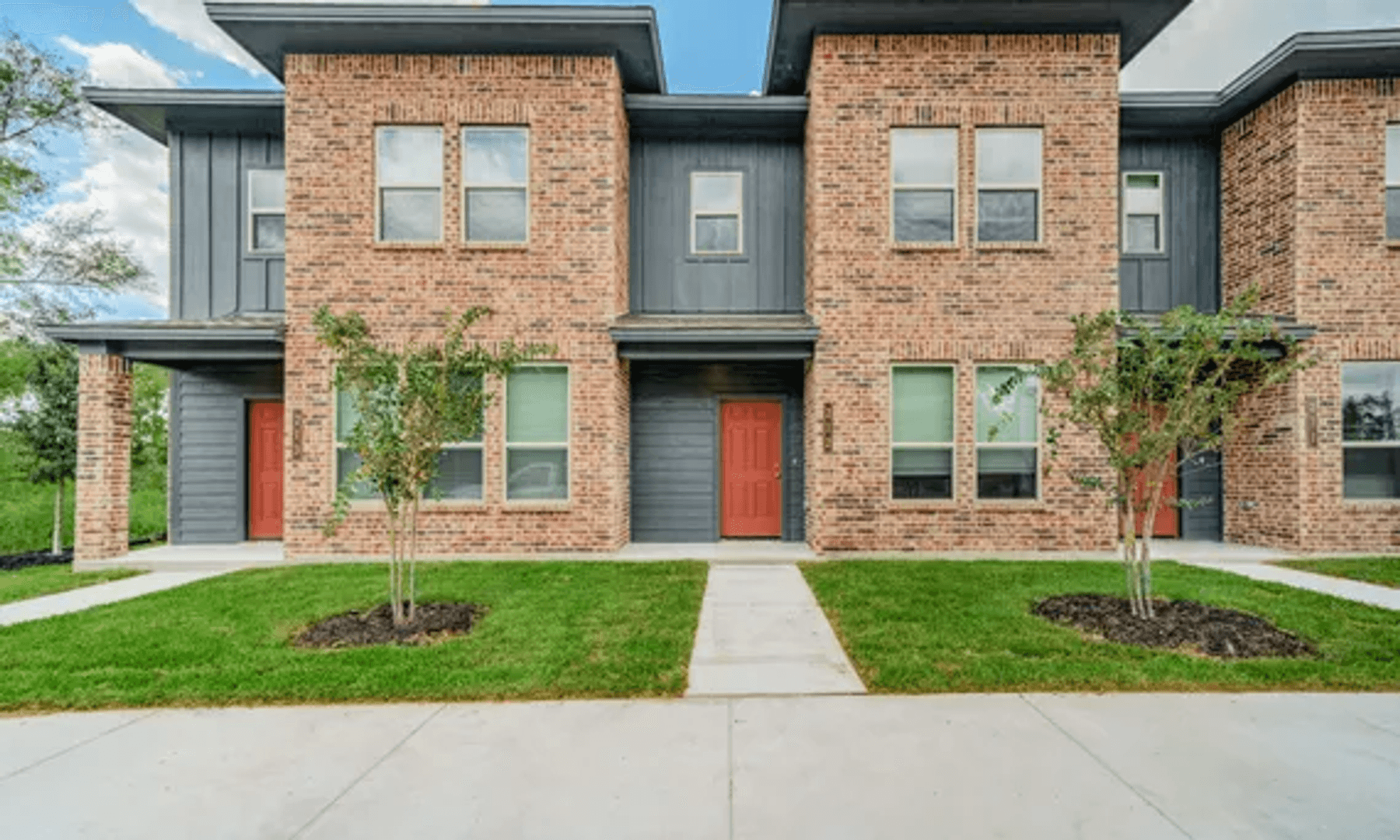 Bryan Townhome: 4089 Cross Park Drive - 512