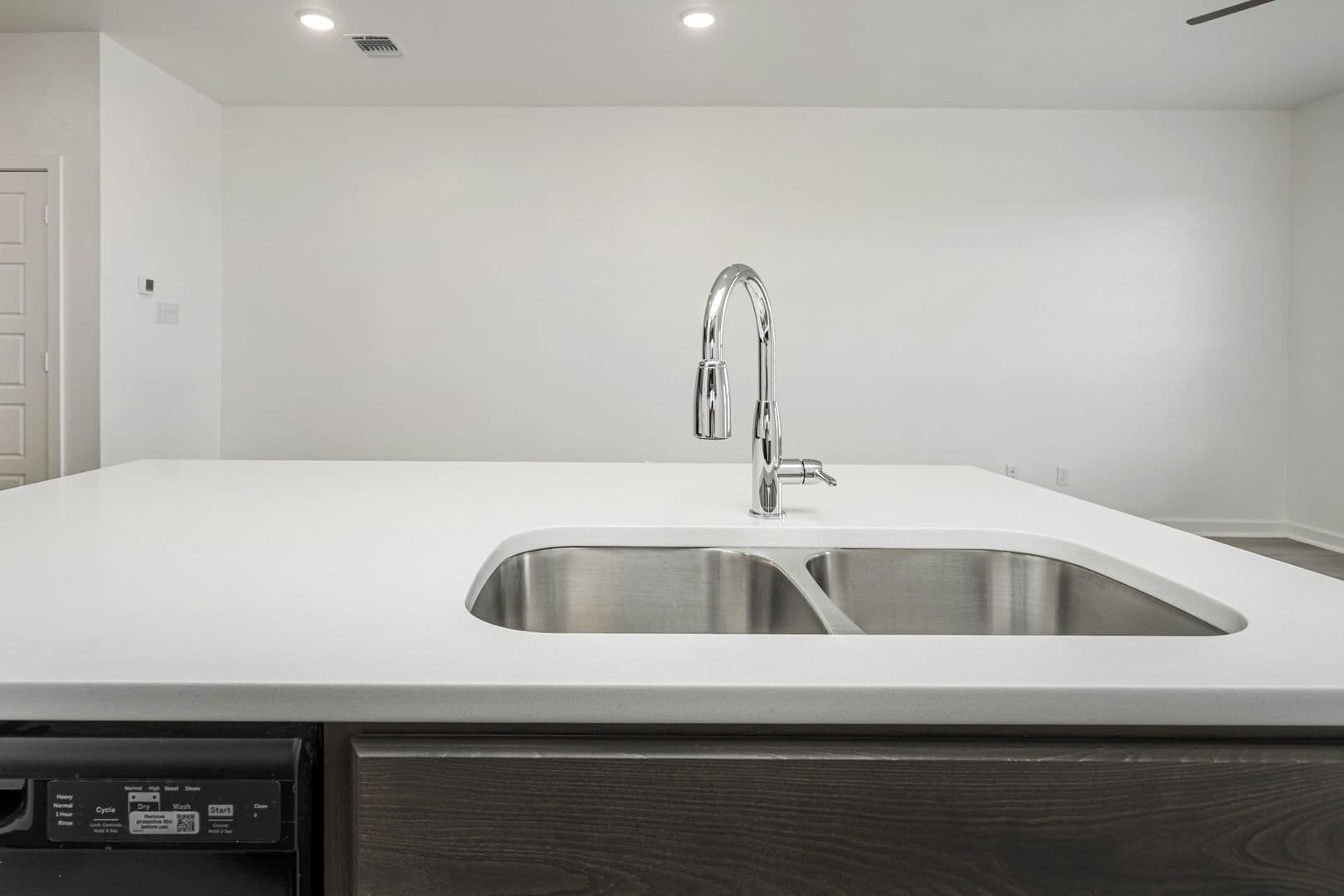 Temple House: 8468 Adelaide Dr