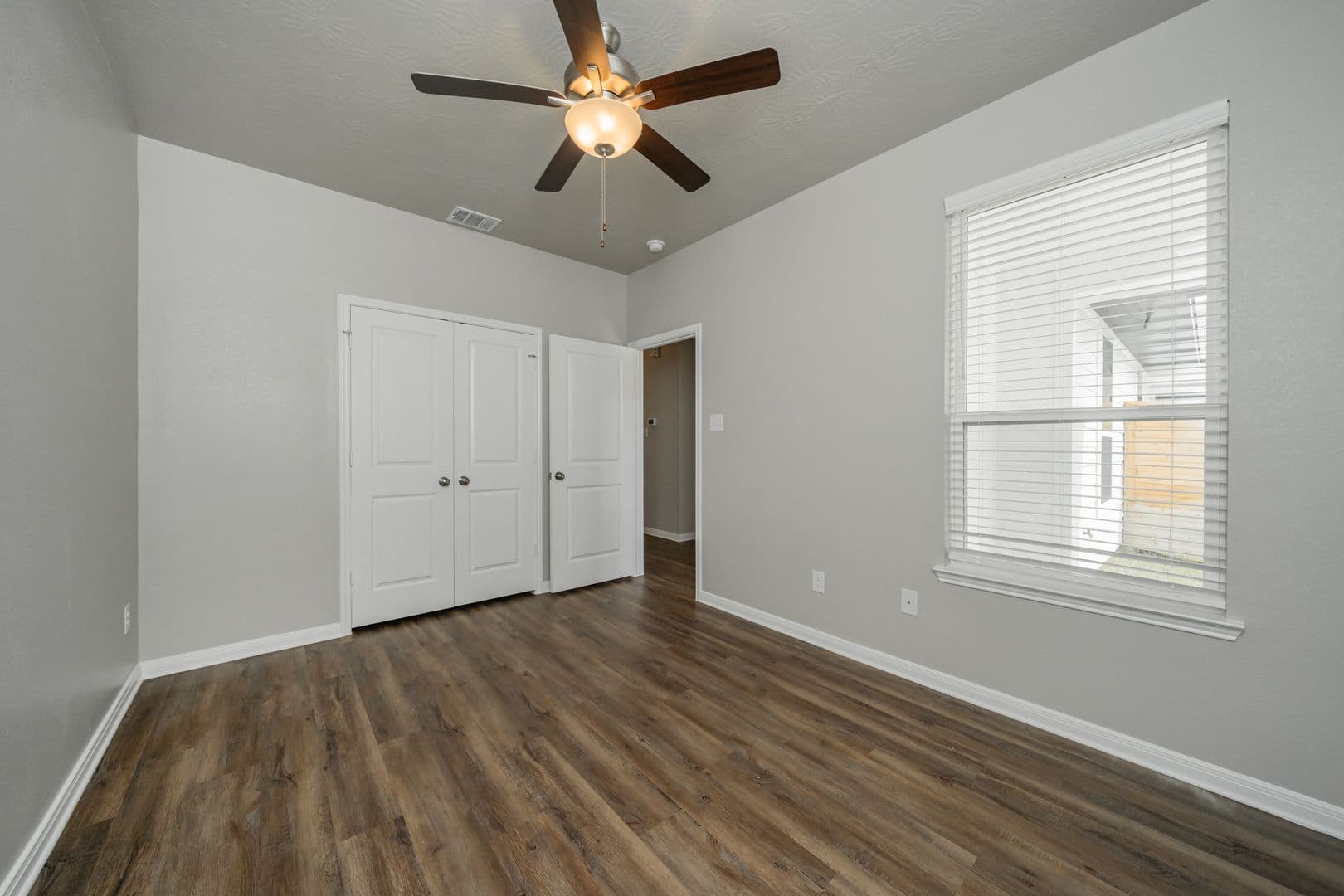 Brenham Townhome: 2015 Vintage Farms Way - 1