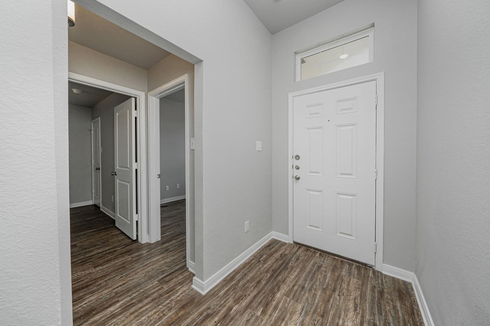 Bryan House: 1368 Kingsgate Drive