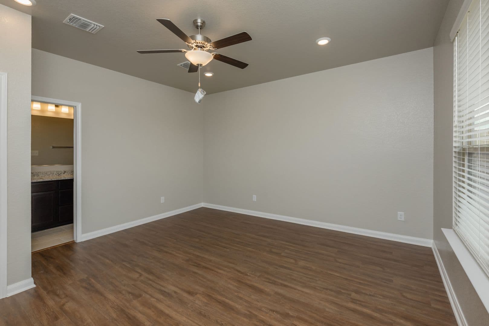 Temple Townhome: 1547 Case Rd