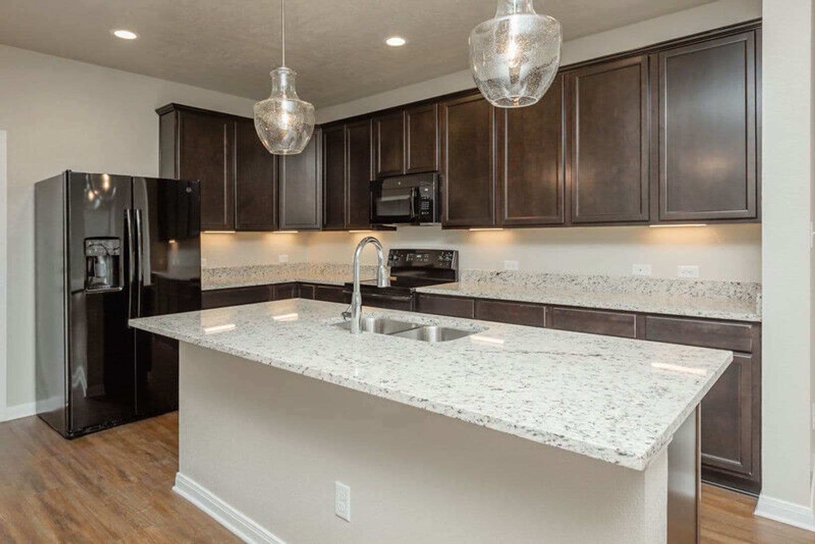 Bryan Townhome: 4089 Cross Park Drive #211