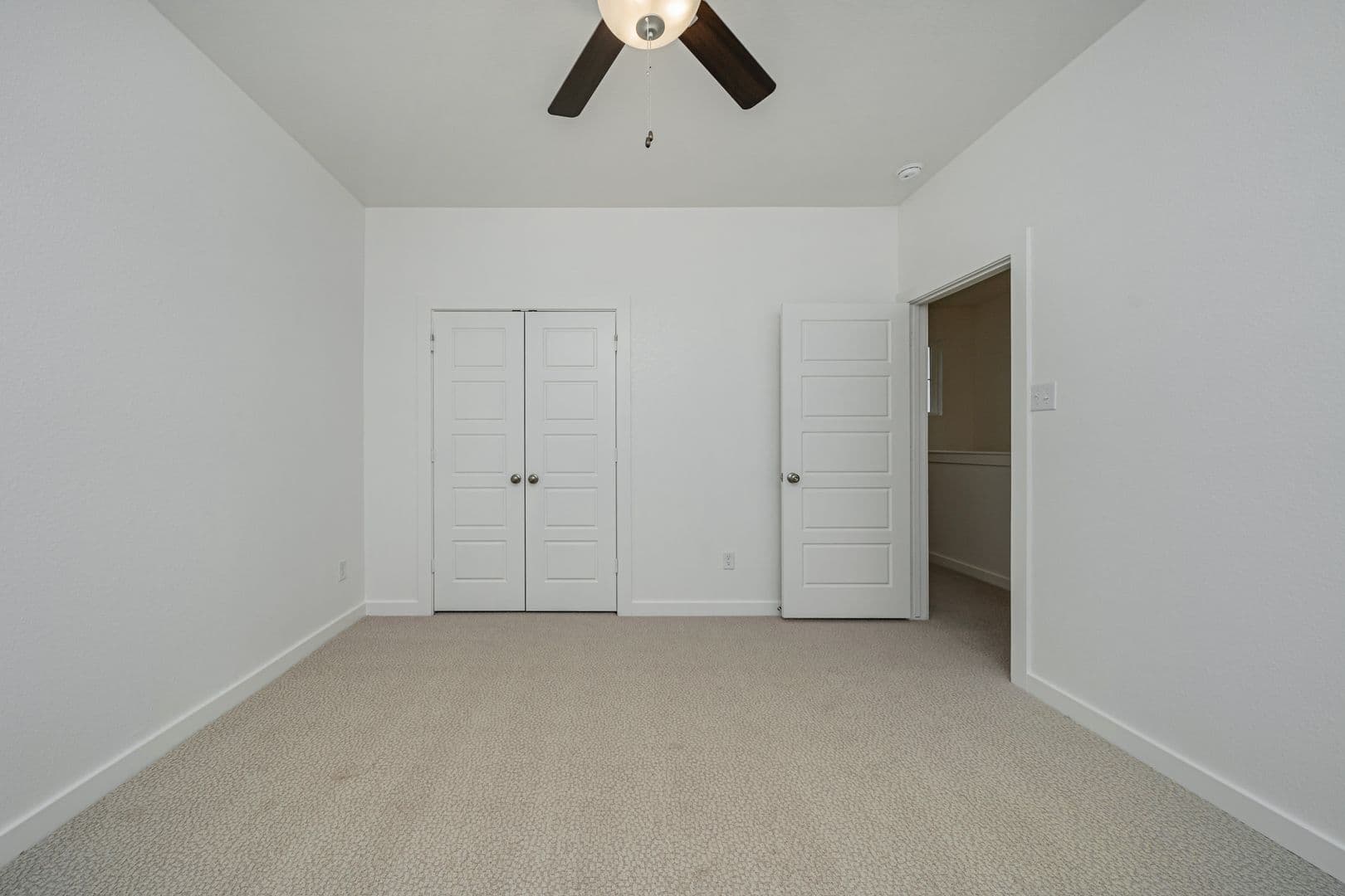 Temple House: 8440 Adelaide Dr