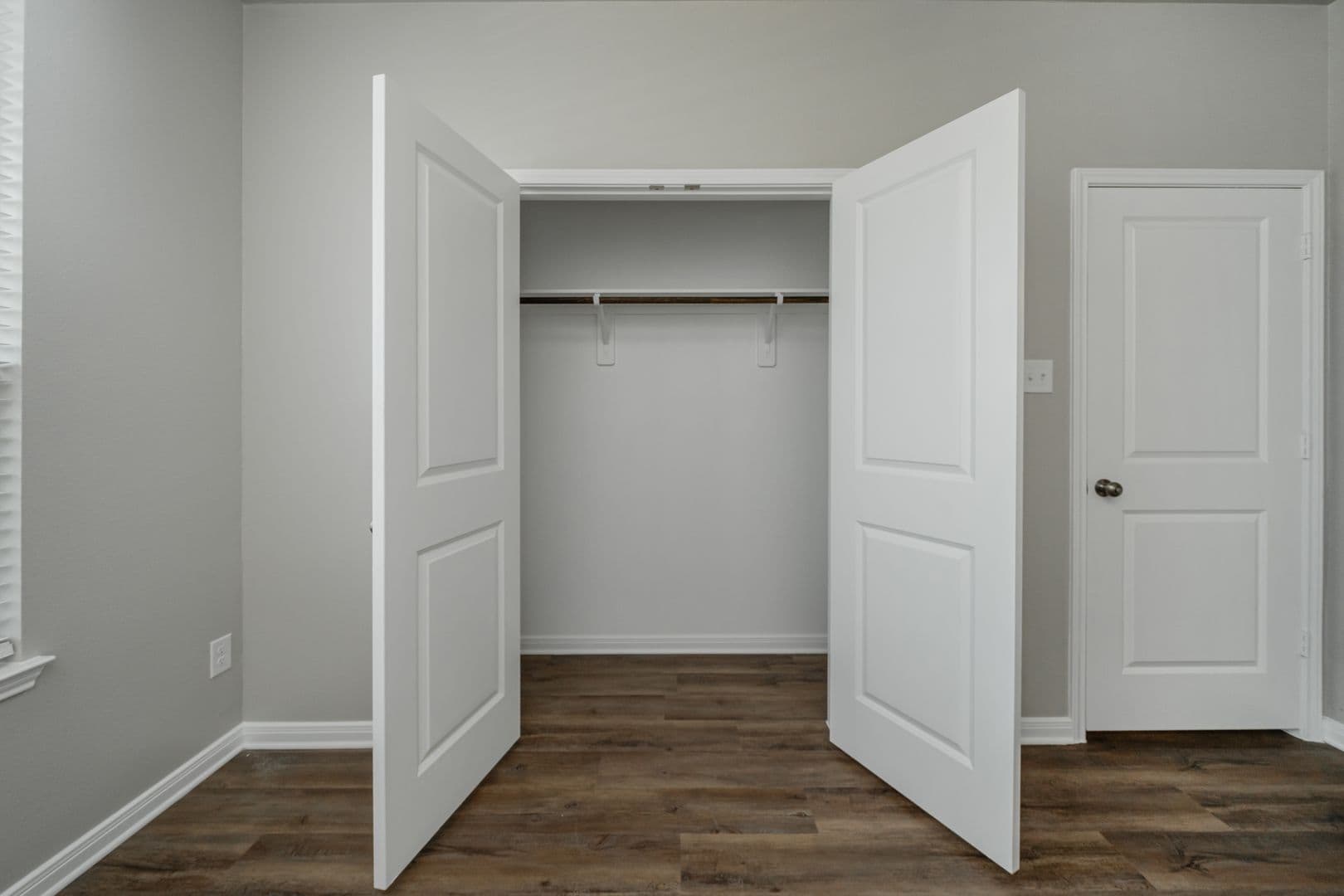 Brenham Townhome: 2015 Vintage Farms Way - 1