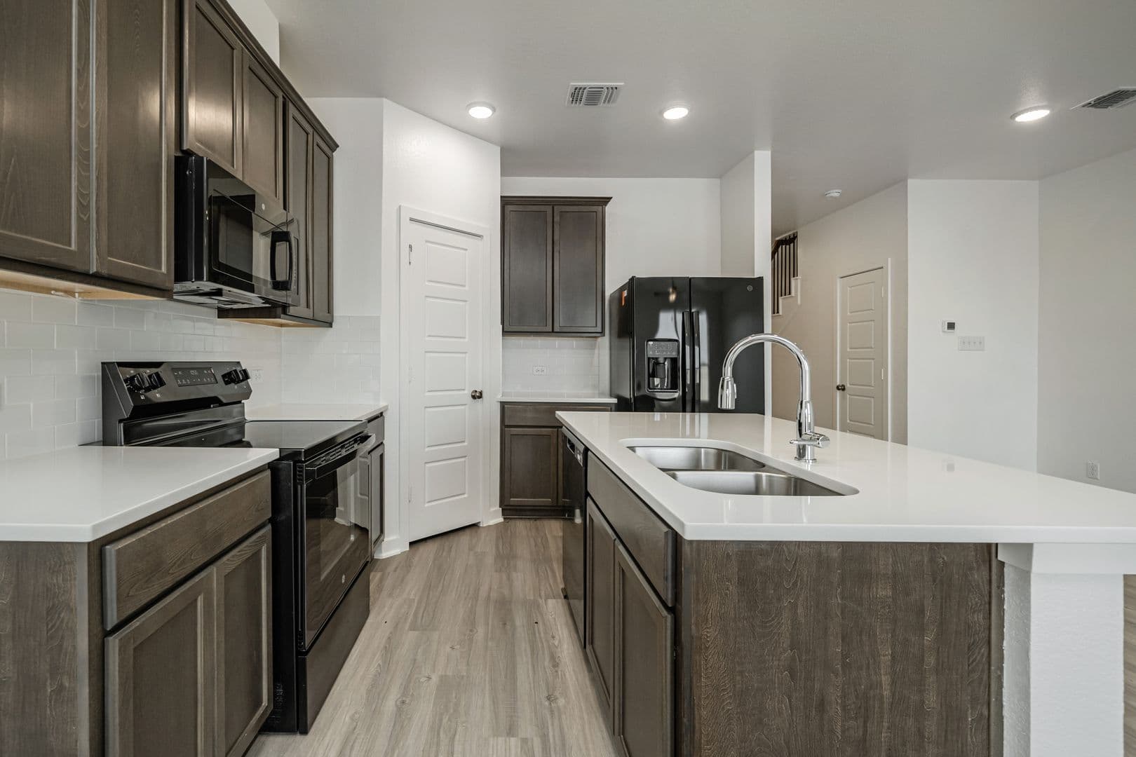 Temple House: 8468 Adelaide Dr