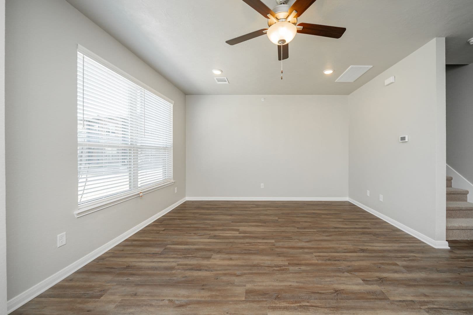 Bryan Townhome: 4089 Cross Park Drive - 512
