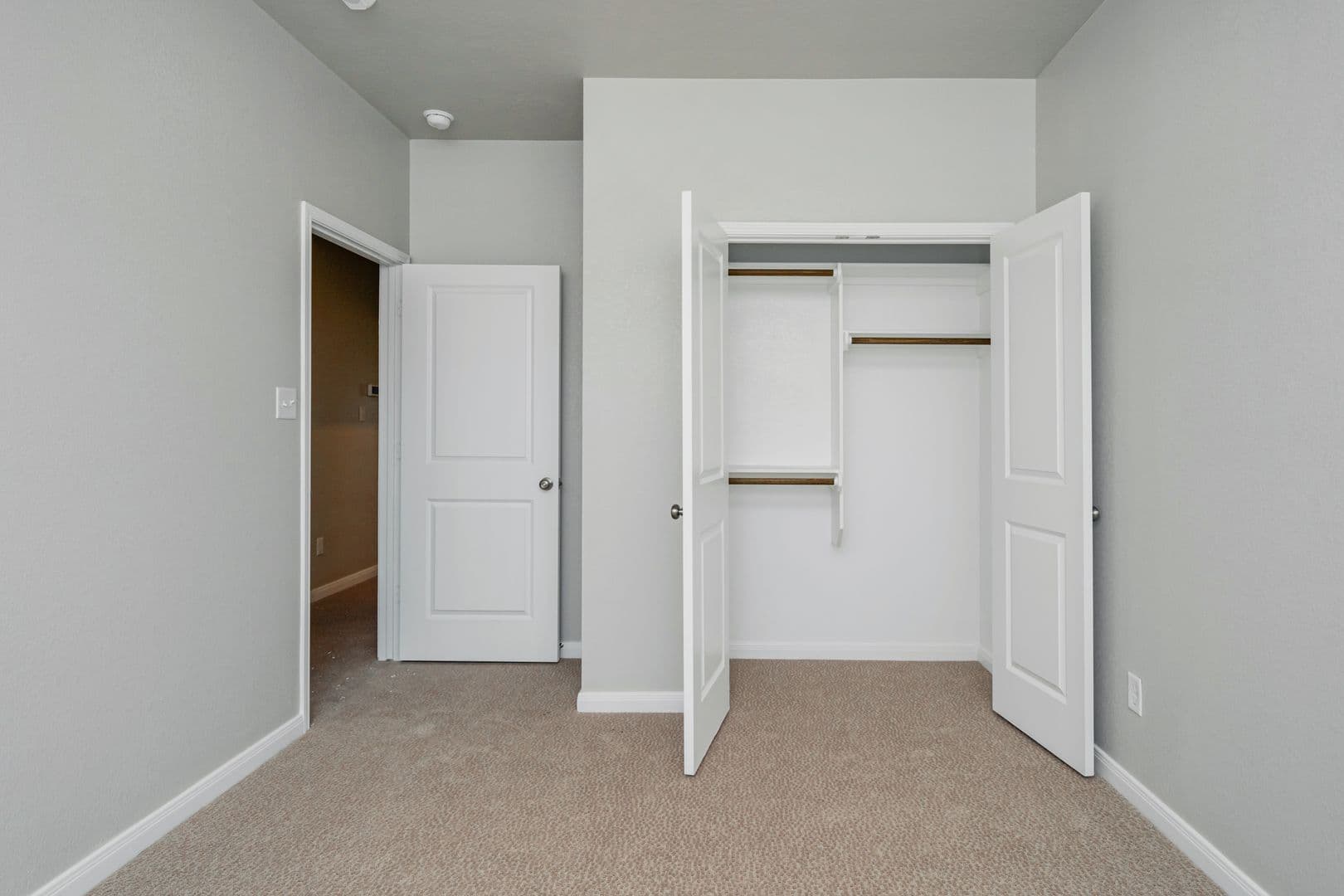 Bryan Townhome: 4089 Cross Park Drive - 512