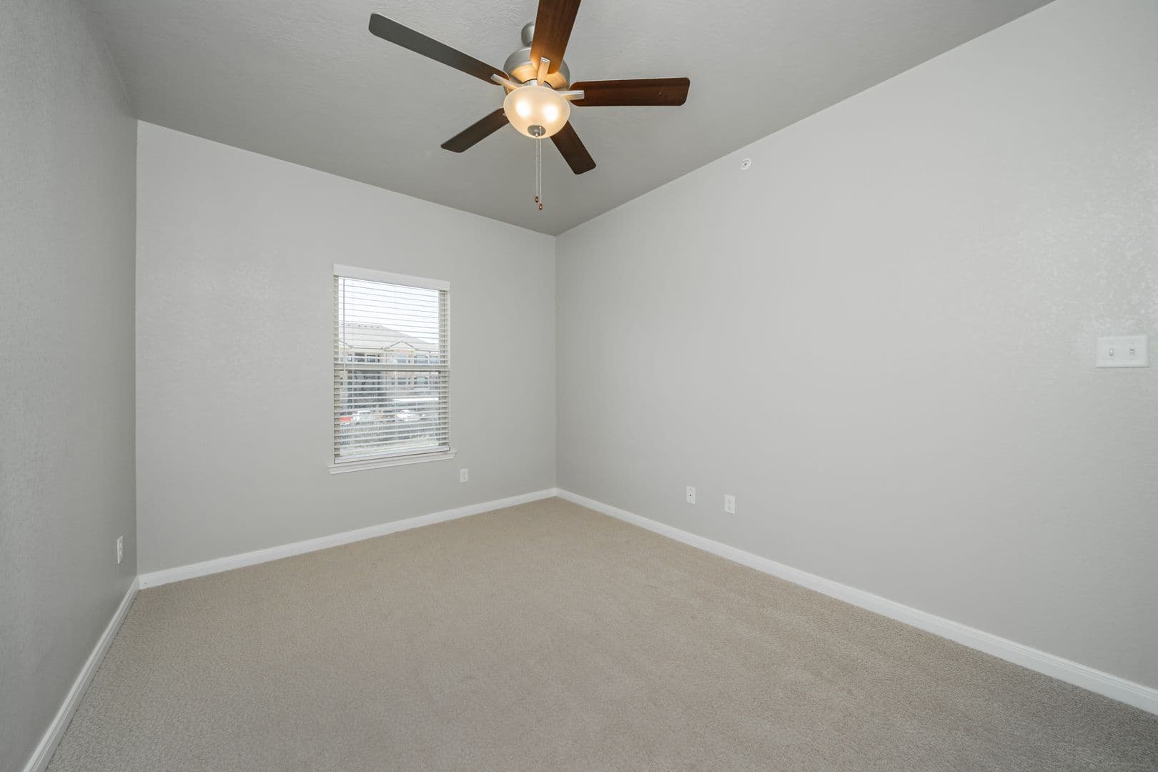 Bryan Townhome: 4089 Cross Park Drive - 512