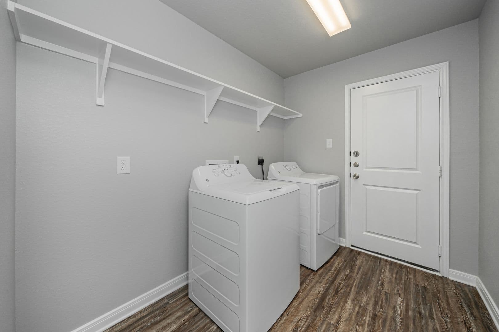 Bryan House: 1368 Kingsgate Drive