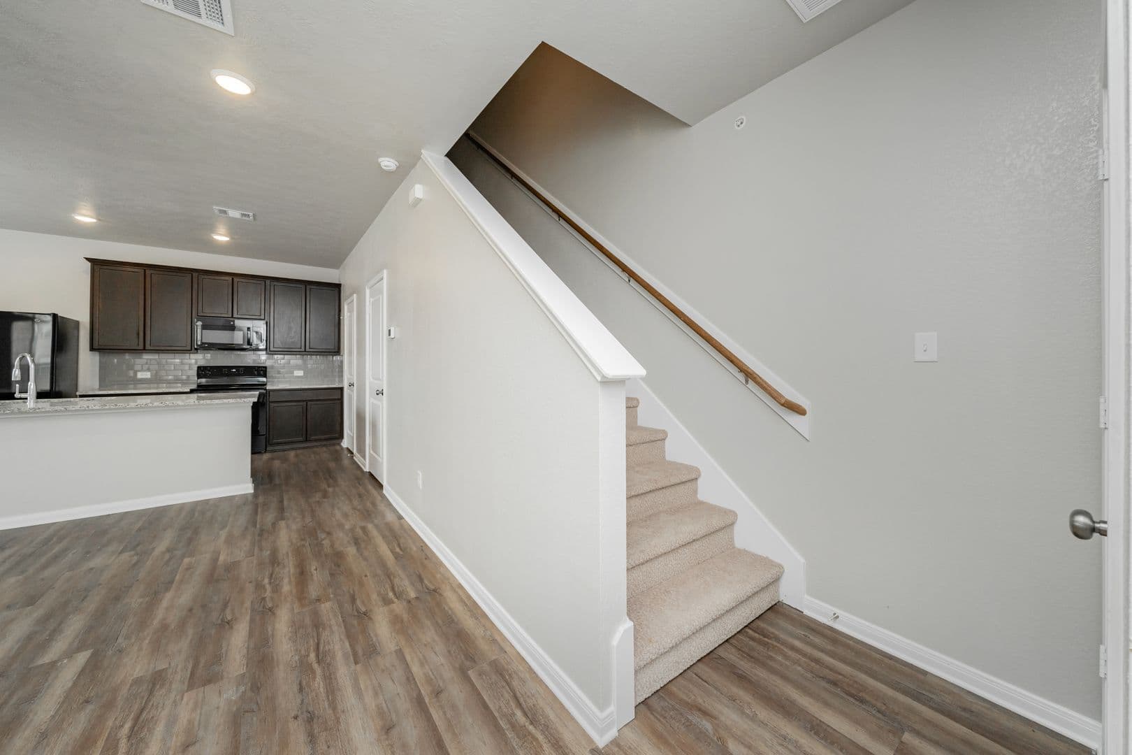 Bryan Townhome: 4089 Cross Park Drive - 811