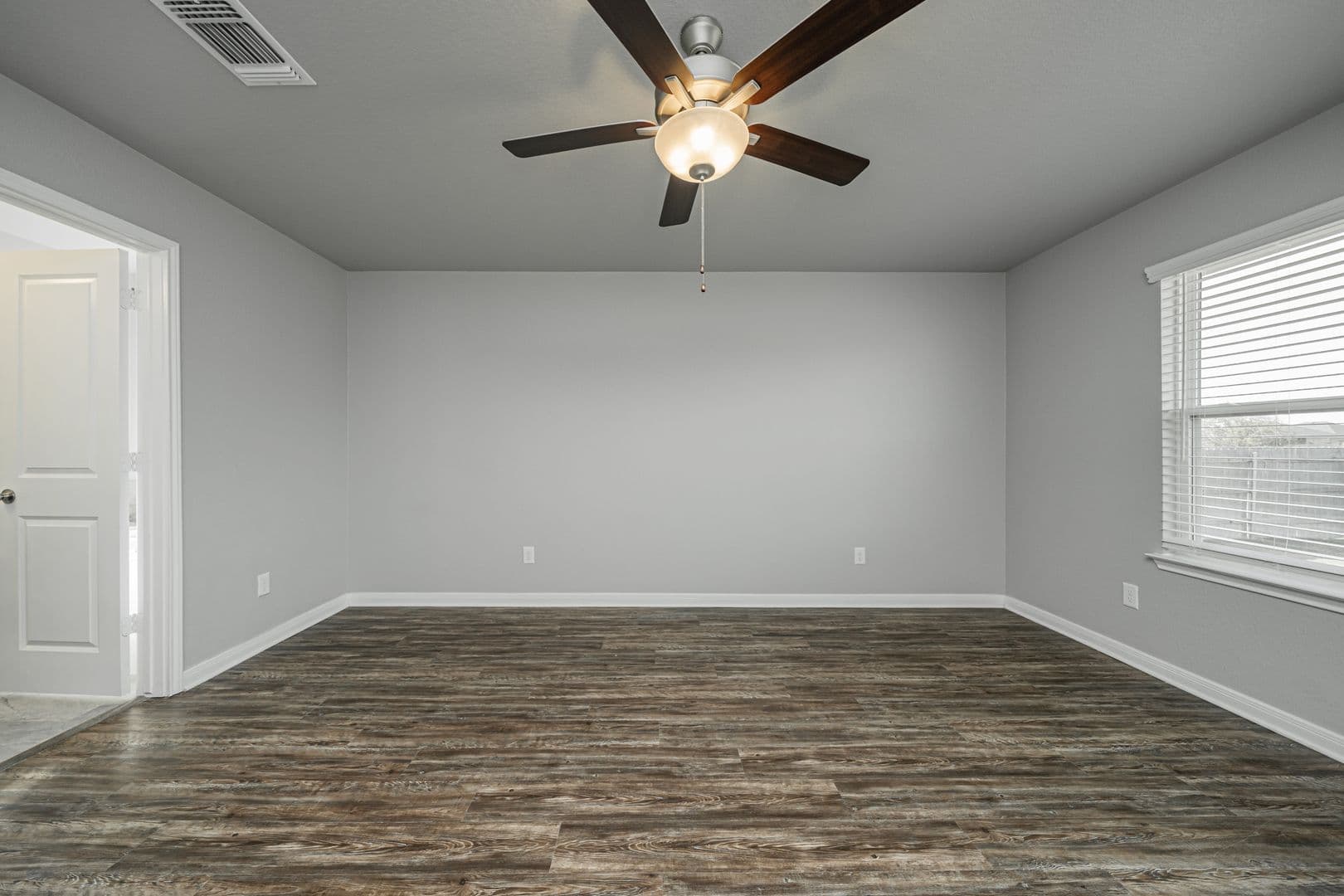 Bryan House: 1368 Kingsgate Drive